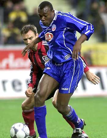 传统豪强仍 传统豪强仍