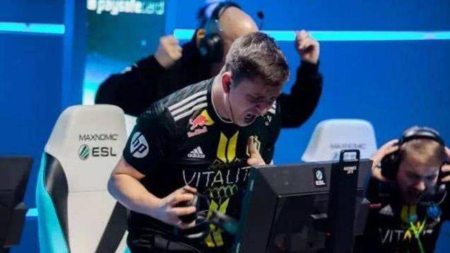 点球不仅仅 点球不仅仅