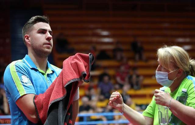 陈培东投篮 陈培东投篮